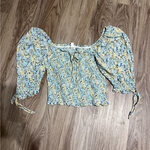 Elan Blue and Yellow Floral Puff Sleeve Blouse